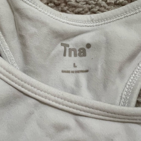 Aritzia TNA Sports Bra - Picture 3 of 3